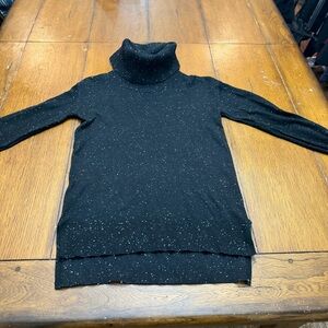 LOFT Small Women’s Black Speckled Knit Sweater